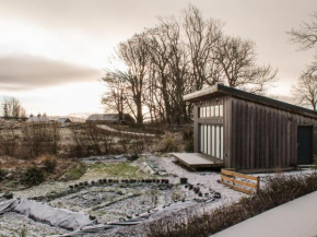Tirlaggan Studio